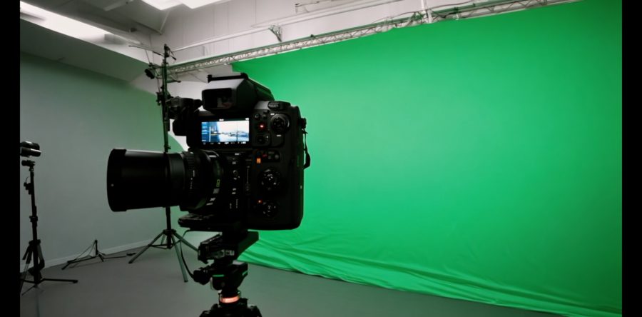 Why Greenscreen Remains the Undisputed Choice for Background Changes in Post-Production